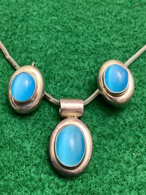 Vintage ATI Mexico 925 Sterling Silver blue cat eye gemstone necklace & earrings